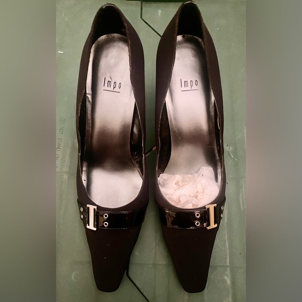 Black 3” Heel Pump with Buckle Size 10